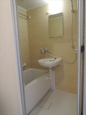 3点ユニットからトイレ・お風呂を別々に